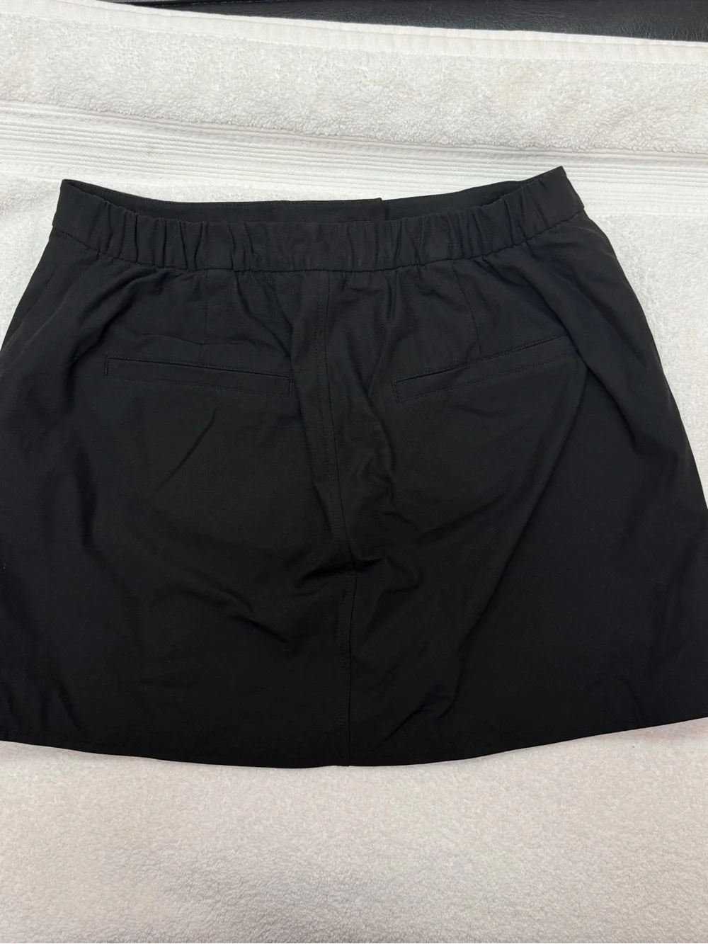 ALO Yoga Women's Black Skirt